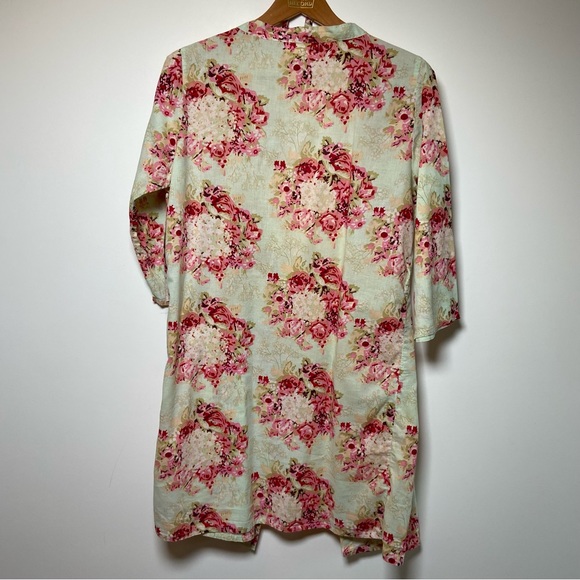 The Paisley Box Robe - Picture 5 of 5